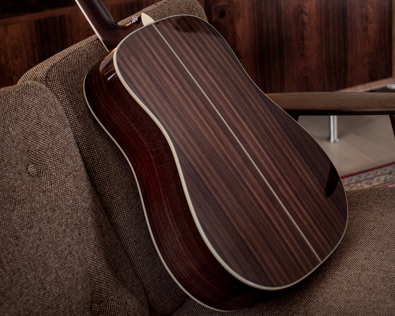 4 REASONS TO USE ROSEWOOD FOR ACOUSTIC GUITARS.